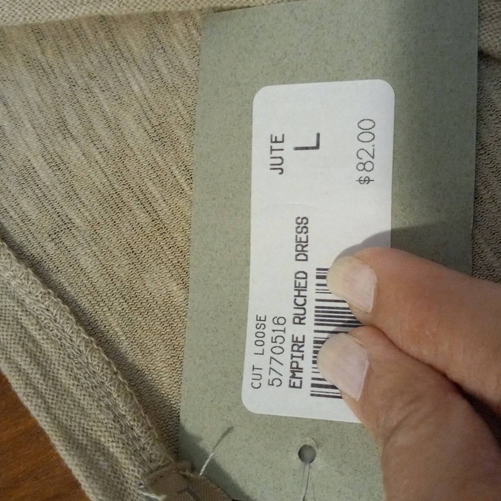 Cut•loose Dress - Picture 10 of 10